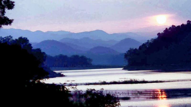 ท้านักท่องเที่ยวสัมผัสลมหนาว “เขาพะเนินทุ่ง-น้ำตกป่าอู”