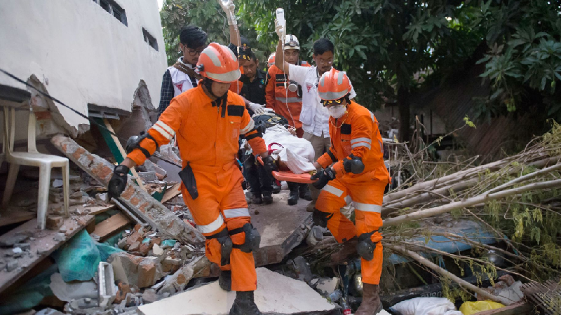 อินโดฯหยุดหาเหยื่อแผ่นดินไหว สรุปตาย 2,073 ศพ 