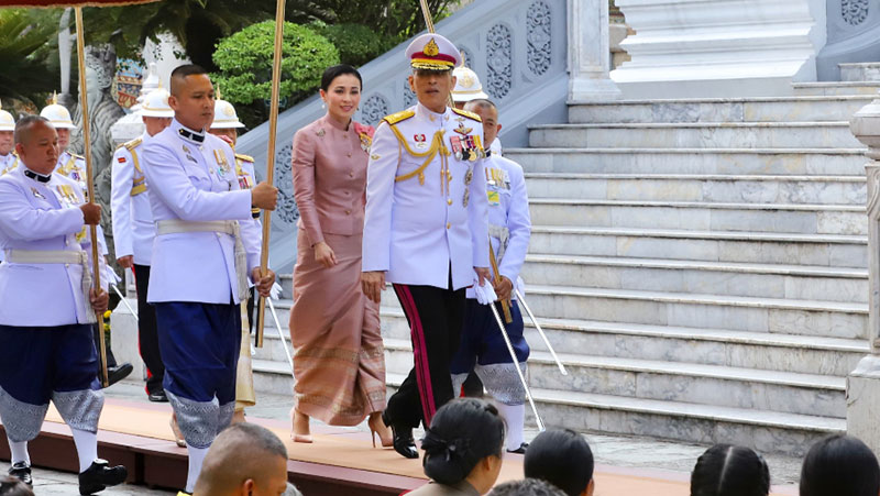 พระบาทสมเด็จพระเจ้าอยู่หัวเสด็จฯในการพระราชพิธีจรดพระนังคัลแรกนาขวัญ